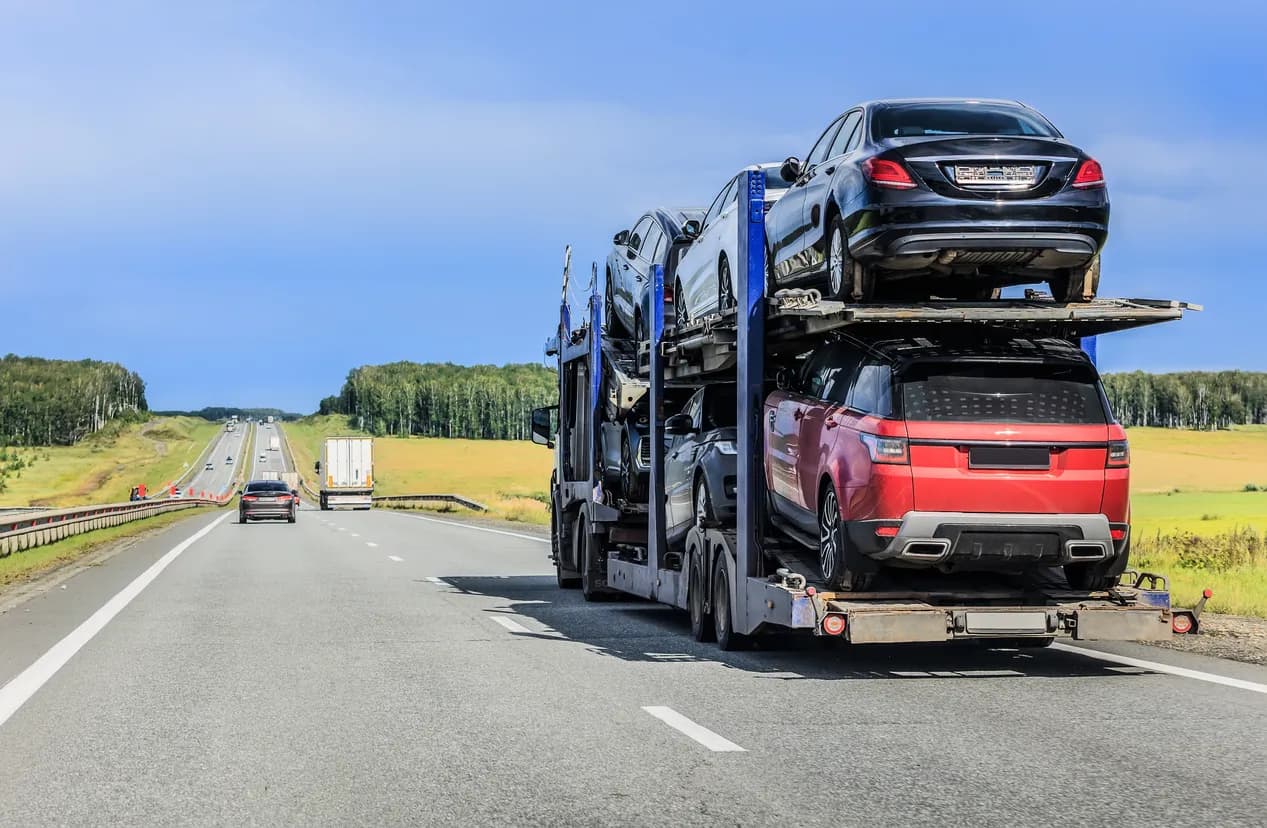Car transporter truck transporting vehicles in Oregon